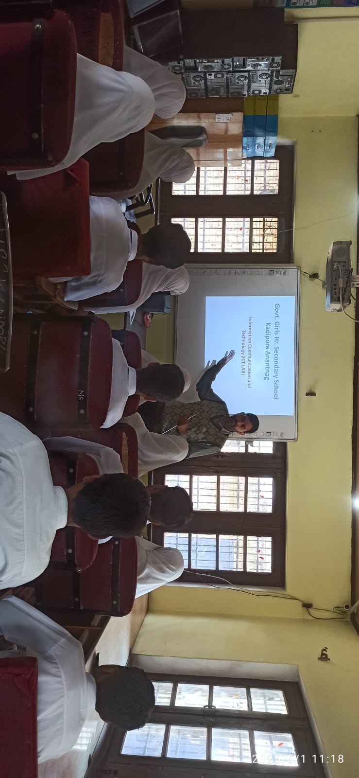 LIVE CLASS IN ICT LAB